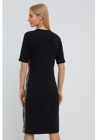 DKNY - Dkny sukienka kolor czarny mini prosta. Kolor: czarny. Materiał: dzianina. Długość rękawa: krótki rękaw. Typ sukienki: proste. Długość: mini #3