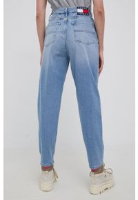 Tommy Jeans jeansy CE610 damskie high waist. Stan: podwyższony. Kolor: niebieski #4