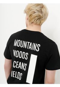 outhorn - T-shirt z nadrukiem męski. Okazja: na co dzień. Materiał: materiał, bawełna, dzianina, jersey. Wzór: nadruk. Styl: casual #3