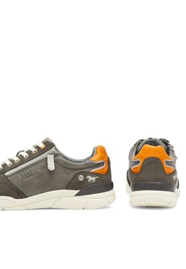 Mustang Sneakersy 4138-309 Szary. Kolor: szary. Materiał: skóra