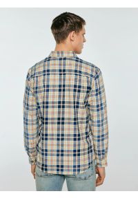 Big-Star - Koszula męska bawełniana w kratę beżowo-granatowa Kolisew 800. Kolor: beżowy. Materiał: bawełna. Długość rękawa: długi rękaw. Długość: długie. Wzór: kratka. Styl: vintage, elegancki #5