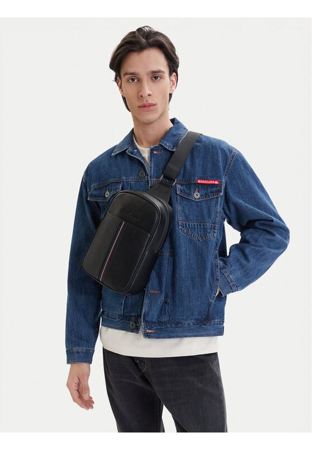 TOMMY HILFIGER - Tommy Hilfiger Saszetka Th Central Slingpack AM0AM14170 Czarny. Kolor: czarny. Materiał: skóra