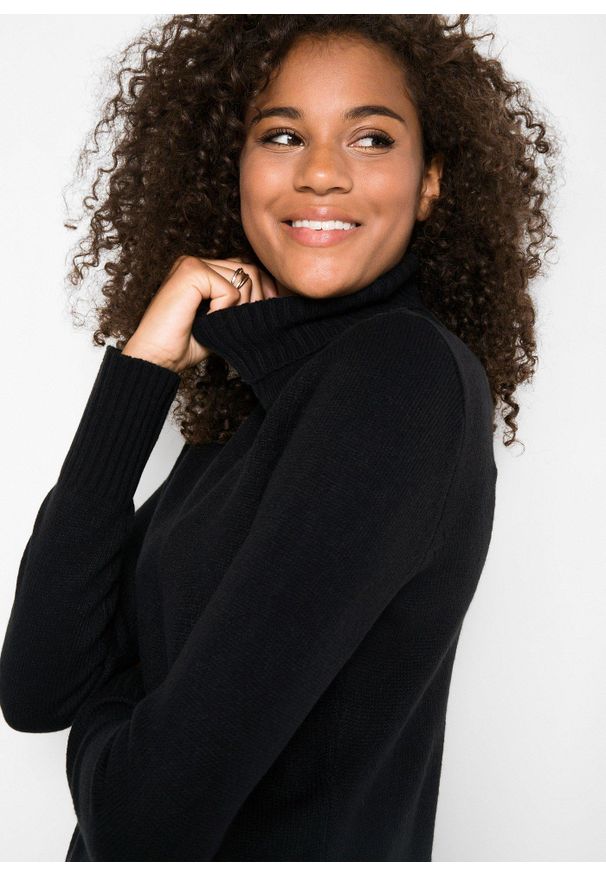 bonprix - Sweter basic z golfem. Typ kołnierza: golf. Kolor: czarny. Wzór: prążki