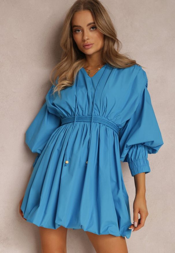 Renee - Niebieska Sukienka Appomene. Kolor: niebieski. Typ sukienki: bombki. Styl: boho. Długość: mini