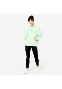 DOMYOS - Bluza z kapturem damska Domyos Gym & Pilates 520 Oversize. Typ kołnierza: kaptur. Kolor: zielony. Materiał: polar, bawełna, materiał. Sport: joga i pilates