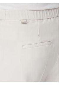 Calvin Klein Spodnie materiałowe Travel Twill K20K208214 Szary Wide Leg. Kolor: szary. Materiał: satyna, syntetyk #4