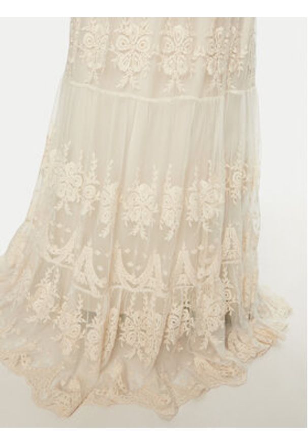 YAS Sukienka wieczorowa Seloise 26015997 Biały Regular Fit. Kolor: biały. Materiał: bawełna. Styl: wizytowy