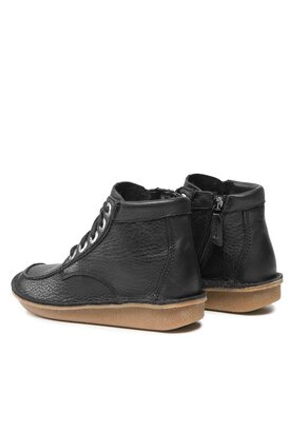Clarks Trzewiki Funny Cedar 261738844 Czarny. Kolor: czarny. Materiał: skóra