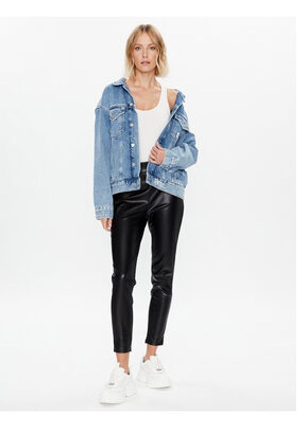 DKNY Spodnie z imitacji skóry P2HKTO61 Czarny Slim Fit. Kolor: czarny. Materiał: skóra