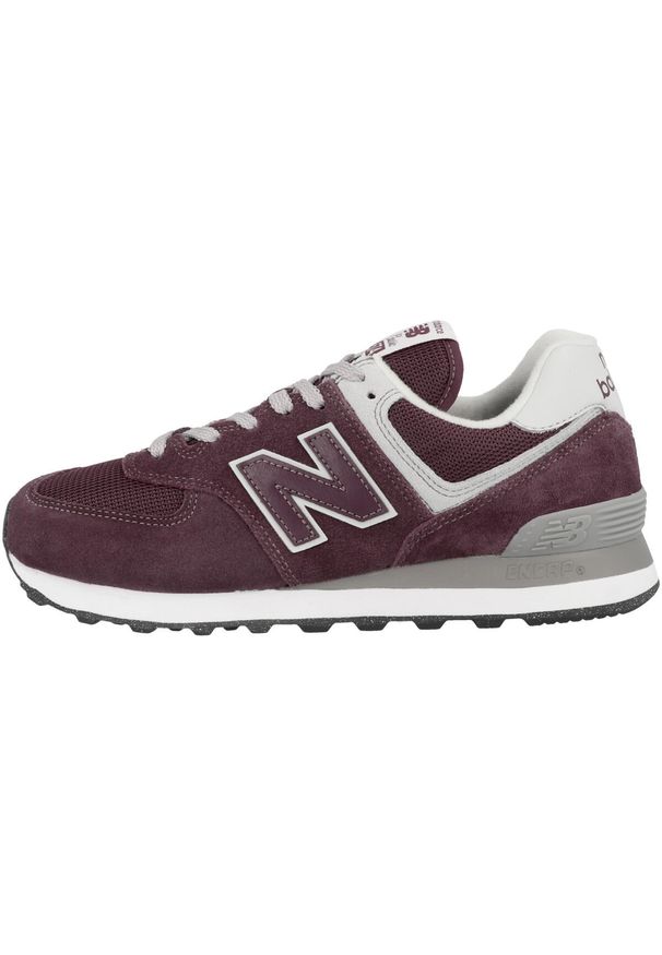 Buty do chodzenia damskie New Balance 574. Zapięcie: sznurówki. Kolor: czerwony, brązowy. Materiał: materiał, syntetyk, tkanina. Szerokość cholewki: normalna. Model: New Balance 574. Sport: turystyka piesza