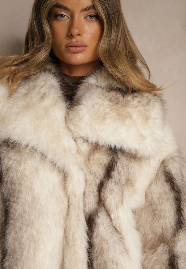 Renee - Beżowo-Biała Futrzana Kurtka z Efektowym Kołnierzem Tulesea. Okazja: na co dzień. Kolor: beżowy. Materiał: futro. Styl: casual, elegancki