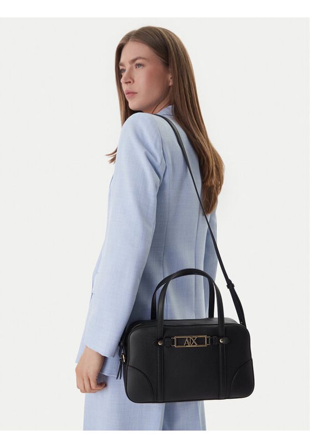 Armani Exchange Torebka XW002610 AF15632 UC010 Czarny. Kolor: czarny. Materiał: skórzane