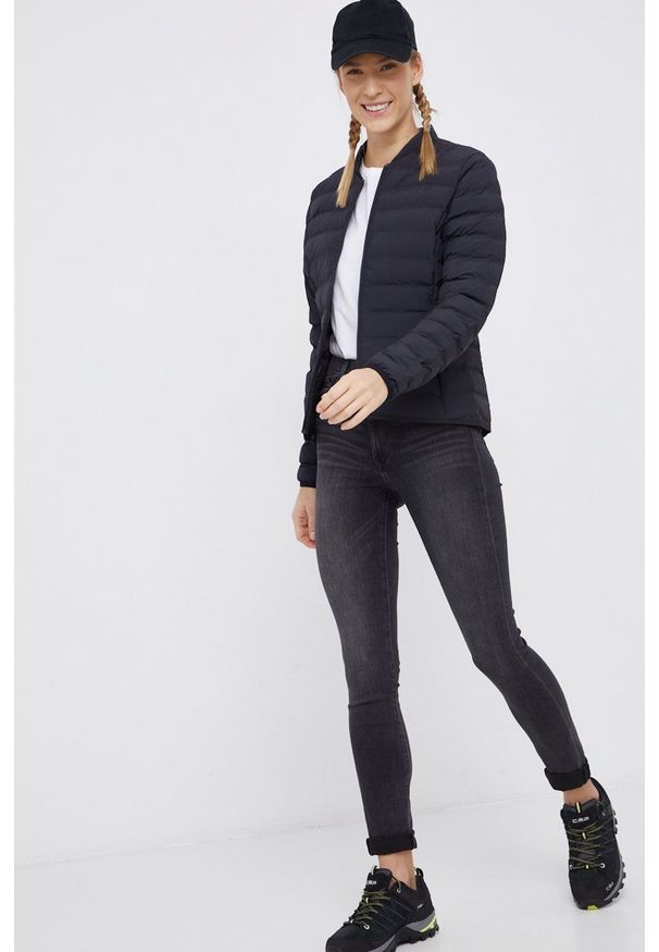 Helly Hansen Kurtka damska kolor czarny przejściowa. Kolor: czarny. Materiał: materiał, włókno