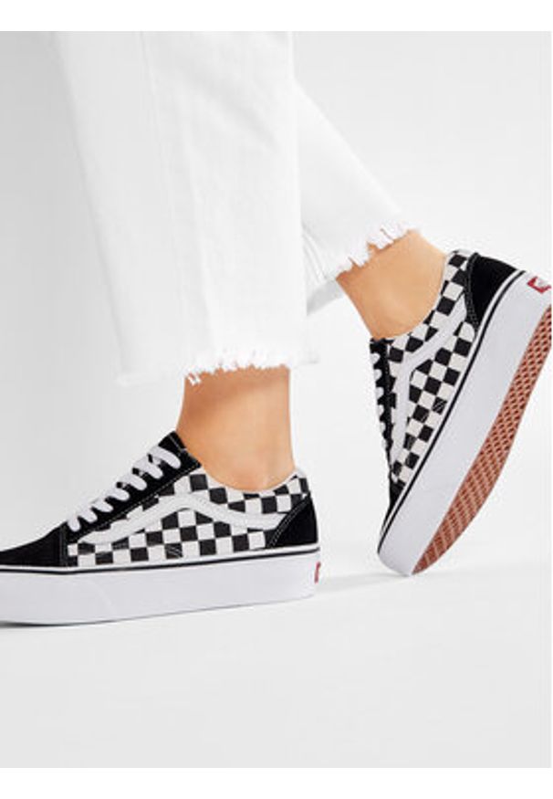 Vans Tenisówki Old Skool Platfor VN0A3B3UHRK1 Czarny. Kolor: czarny. Materiał: materiał