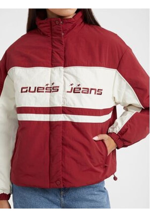 Guess Jeans Kurtka przejściowa W5BL11 WGYL2 Czerwony Regular Fit. Kolor: czerwony. Materiał: syntetyk