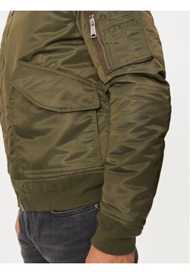 SCHOTT N.Y.C. Kurtka bomber 210100RS Zielony Regular Fit. Kolor: zielony. Materiał: syntetyk