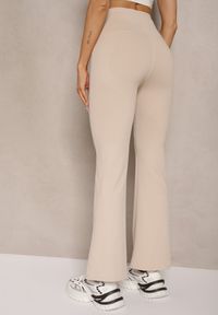 Renee - Beżowe Spodnie Dzwony High Waist Odavia. Okazja: na co dzień. Stan: podwyższony. Kolor: beżowy. Styl: elegancki, casual #4
