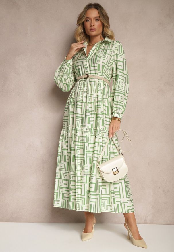 Renee - Zielona Rozkloszowana Sukienka z Wiskozą w Geometryczny Print Apirestia. Okazja: na spacer, na co dzień. Typ kołnierza: dekolt w kształcie V. Kolor: zielony. Materiał: wiskoza. Wzór: geometria, nadruk. Typ sukienki: proste. Styl: casual, elegancki