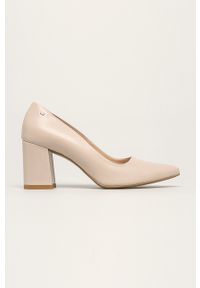 Wojas - Czółenka skórzane. Kolor: beżowy. Materiał: skóra. Szerokość cholewki: normalna. Obcas: na obcasie. Wysokość obcasa: średni #1