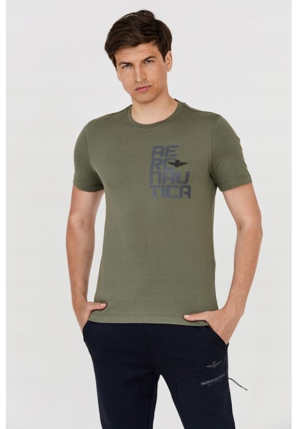 Aeronautica Militare - AERONAUTICA MILITARE Zielony t-shirt męski. Kolor: zielony. Długość rękawa: krótki rękaw. Długość: krótkie. Wzór: haft