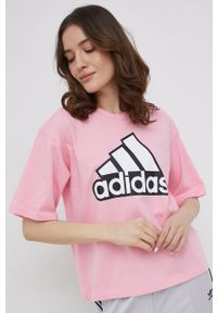 Adidas - adidas T-shirt bawełniany HC9184 kolor różowy. Okazja: na co dzień. Kolor: różowy. Materiał: bawełna. Wzór: nadruk. Styl: casual #4