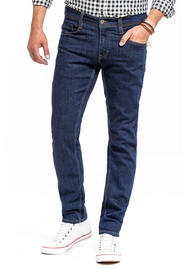 Mustang Oregon Tapered Męskie Spodnie Jeansowe Jeans Denim Blue 1014042 5000 940, W32 L30. Okazja: na co dzień. Długość: długie. Styl: casual, klasyczny
