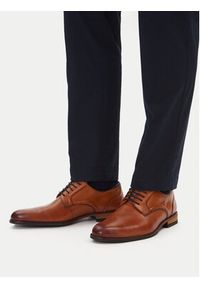 Clarks Półbuty Craftarlo Lace 26177697 Brązowy. Kolor: brązowy. Materiał: skóra