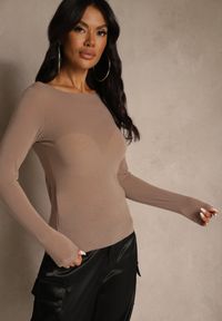 Renee - Beżowa Bluzka Longsleeve z Wiskozy i Kaszmiru Unelle. Kolor: beżowy. Materiał: wiskoza, kaszmir. Długość rękawa: długi rękaw. Styl: klasyczny #5