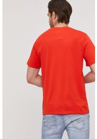 Guess T-shirt męski kolor pomarańczowy z nadrukiem. Okazja: na co dzień. Kolor: pomarańczowy. Wzór: nadruk. Styl: casual #2
