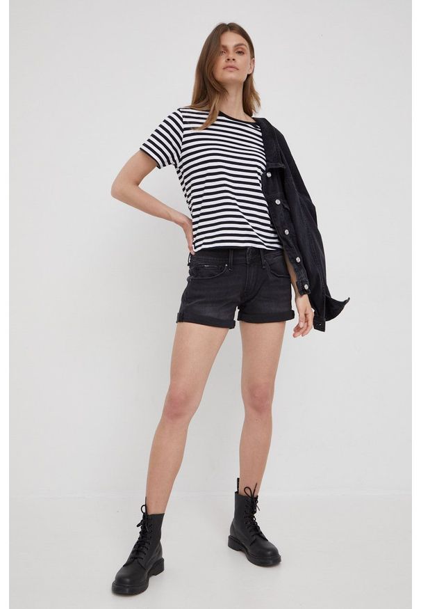 Pepe Jeans szorty jeansowe SIOUXIE damskie kolor czarny gładkie medium waist. Okazja: na co dzień. Kolor: czarny. Materiał: denim. Wzór: gładki. Styl: casual