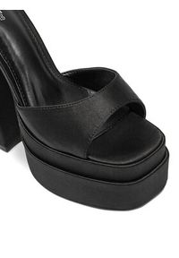 DeeZee Sandały ZALE3543-1A Czarny. Kolor: czarny. Materiał: materiał