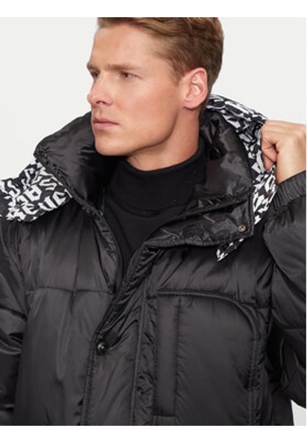 Versace Jeans Couture Płaszcz zimowy 77GAS428 Czarny Loose Fit. Kolor: czarny. Materiał: syntetyk. Sezon: zima