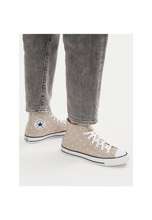 Trampki Converse. Kolor: beżowy