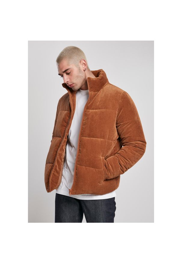 Kurtka Urban Classics boxy corduroy puffer. Kolor: pomarańczowy. Materiał: puch. Styl: retro