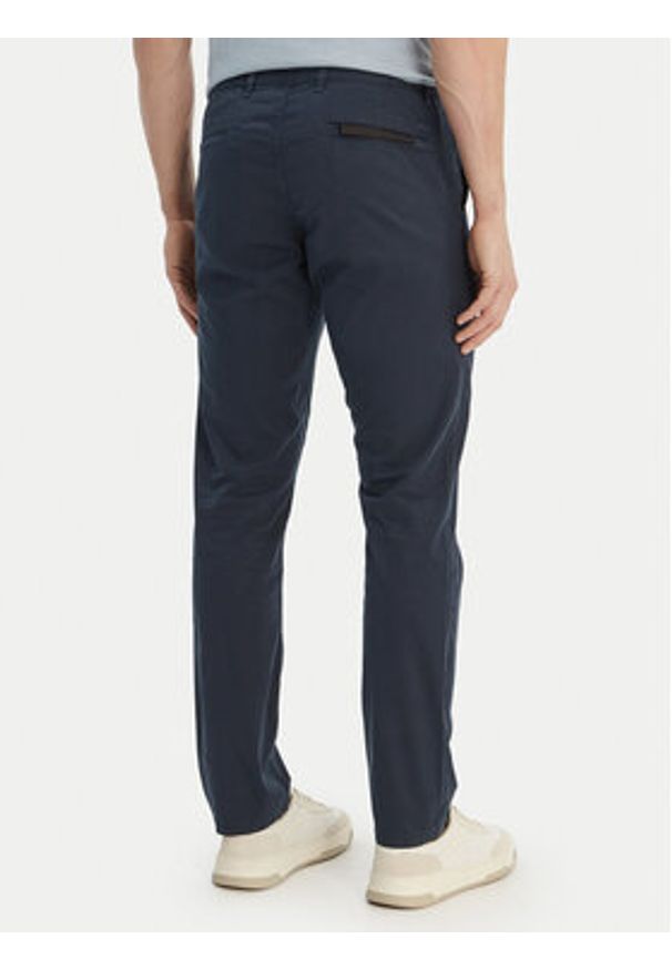 BOSS Chinosy Chino 50554754 Granatowy Slim Fit. Kolor: niebieski. Materiał: bawełna