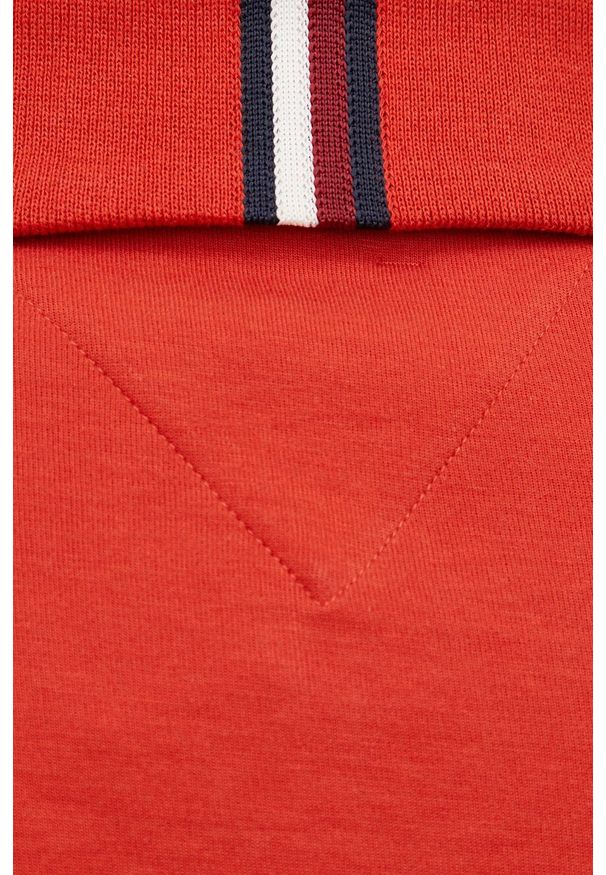 TOMMY HILFIGER - Tommy Hilfiger bluza męska kolor czerwony gładka. Okazja: na co dzień. Kolor: czerwony. Materiał: dzianina. Wzór: gładki. Styl: casual