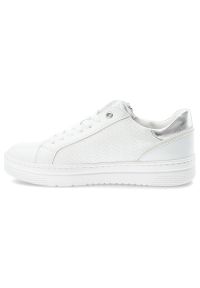 Białe Sneakersy Marco Tozzi Modne Obuwie Damskie Z Eleganckim Suwakiem. Okazja: na spacer, na co dzień. Zapięcie: zamek. Kolor: biały. Materiał: materiał. Szerokość cholewki: normalna. Sport: turystyka piesza #4