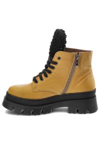 Żółte Botki Blu Skórzane Ocieplane Buty Damskie. Okazja: na spacer. Kolor: żółty. Materiał: skóra. Szerokość cholewki: normalna. Sezon: jesień. Obcas: na obcasie. Styl: elegancki. Wysokość obcasa: niski #8