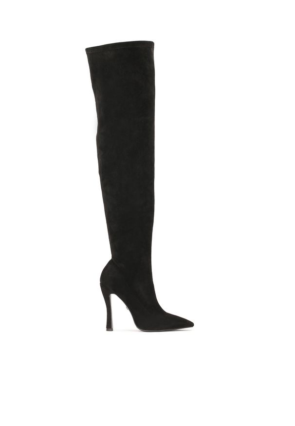 Kazar - Czarne muszkieterki z wysokiej szpilce. Wysokość cholewki: przed kolano. Kolor: czarny. Materiał: tkanina. Szerokość cholewki: normalna. Obcas: na obcasie. Styl: klasyczny. Wysokość obcasa: wysoki