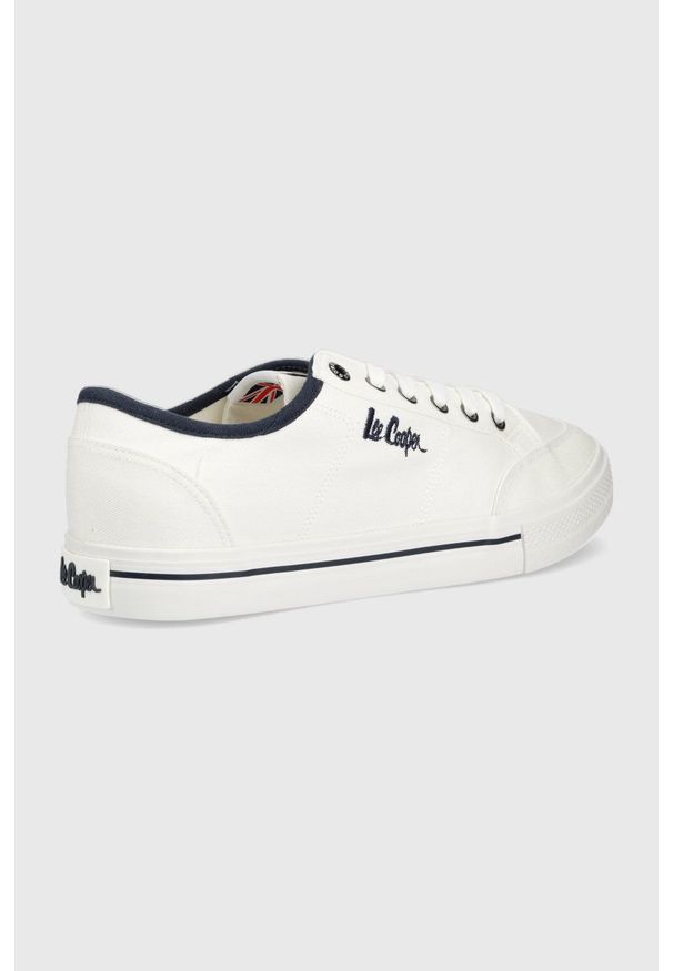 Lee Cooper tenisówki męskie kolor biały. Nosek buta: okrągły. Zapięcie: sznurówki. Kolor: biały. Materiał: guma