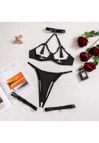 Intica - Komplet bielizny z wycięciami i regulowanymi paskami Puica. Kolor: czarny. Materiał: materiał. Wzór: paski