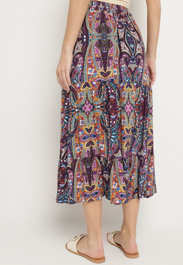 Born2be - Fioletowa Wiskozowa Spódnica ze Wzorem Paisley Ellishea. Okazja: na co dzień. Kolor: fioletowy. Materiał: wiskoza. Wzór: paisley. Styl: boho, elegancki, casual