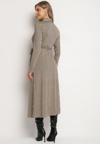 Born2be - Czarno-Beżowa Koszulowa Sukienka z Wiskozą w Paski Ozdobiona Wiązanym Paskiem Nialoraen. Okazja: na co dzień. Kolor: czarny. Materiał: wiskoza. Długość rękawa: długi rękaw. Wzór: aplikacja, paski. Typ sukienki: koszulowe. Styl: casual, klasyczny #7