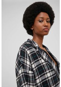 Answear Lab płaszcz damski kolor czarny przejściowy oversize. Kolor: czarny. Materiał: materiał. Styl: wakacyjny