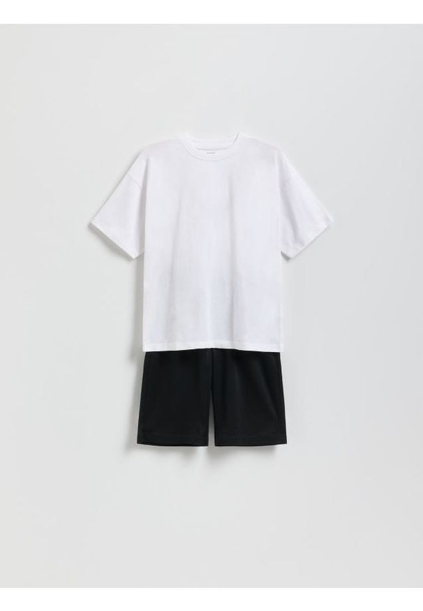 Reserved - Dzianinowy komplet - biały. Kolor: biały. Materiał: dzianina. Wzór: gładki