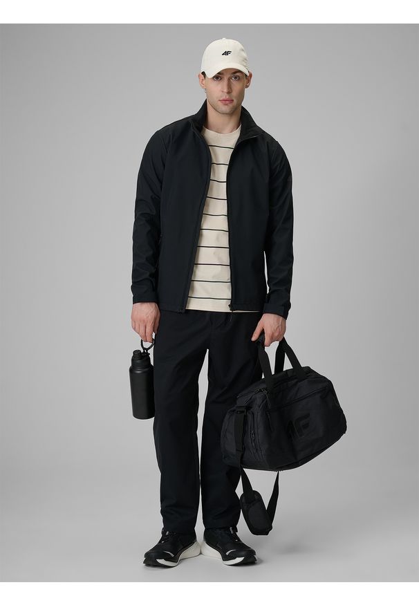 4f - 4F Kurtka softshell wiatroodporna membrana 5000 męska - czarna 3XL. Typ kołnierza: kołnierzyk stójkowy. Kolor: czarny. Materiał: softshell. Sport: turystyka piesza