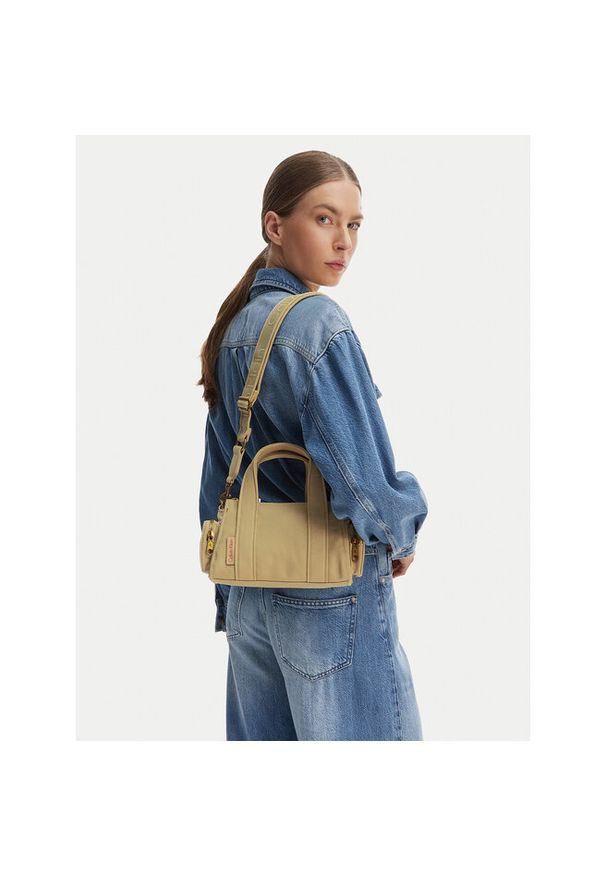 Torebka Calvin Klein. Kolor: beżowy