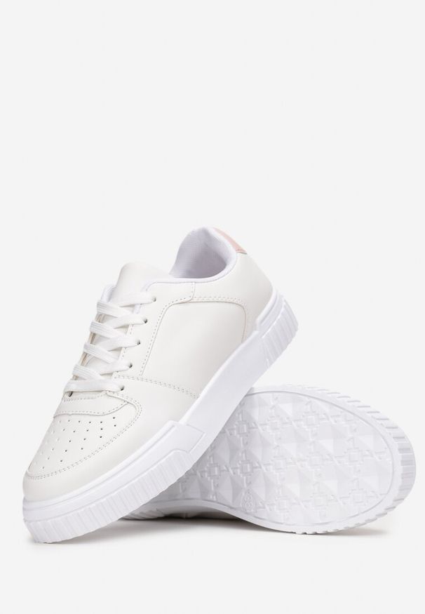 Renee - Biało-Różowe Sneakersy Amathanassa. Wysokość cholewki: przed kostkę. Kolor: biały. Szerokość cholewki: normalna. Wzór: aplikacja, gładki. Obcas: na płaskiej podeszwie