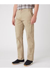 Wrangler - SPODNIE MĘSKIE WRANGLER CASEY CARGO SADDLE W1C250327 112127691. Okazja: na co dzień. Długość: długie. Styl: klasyczny, sportowy, casual, elegancki