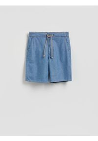 Reserved - Jeansowe szorty straight - niebieski. Kolor: niebieski. Materiał: jeans